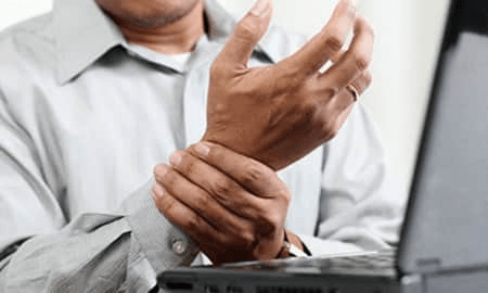 How to Avoid Carpal Tunnel Syndrome When Typing - X-Bows Store