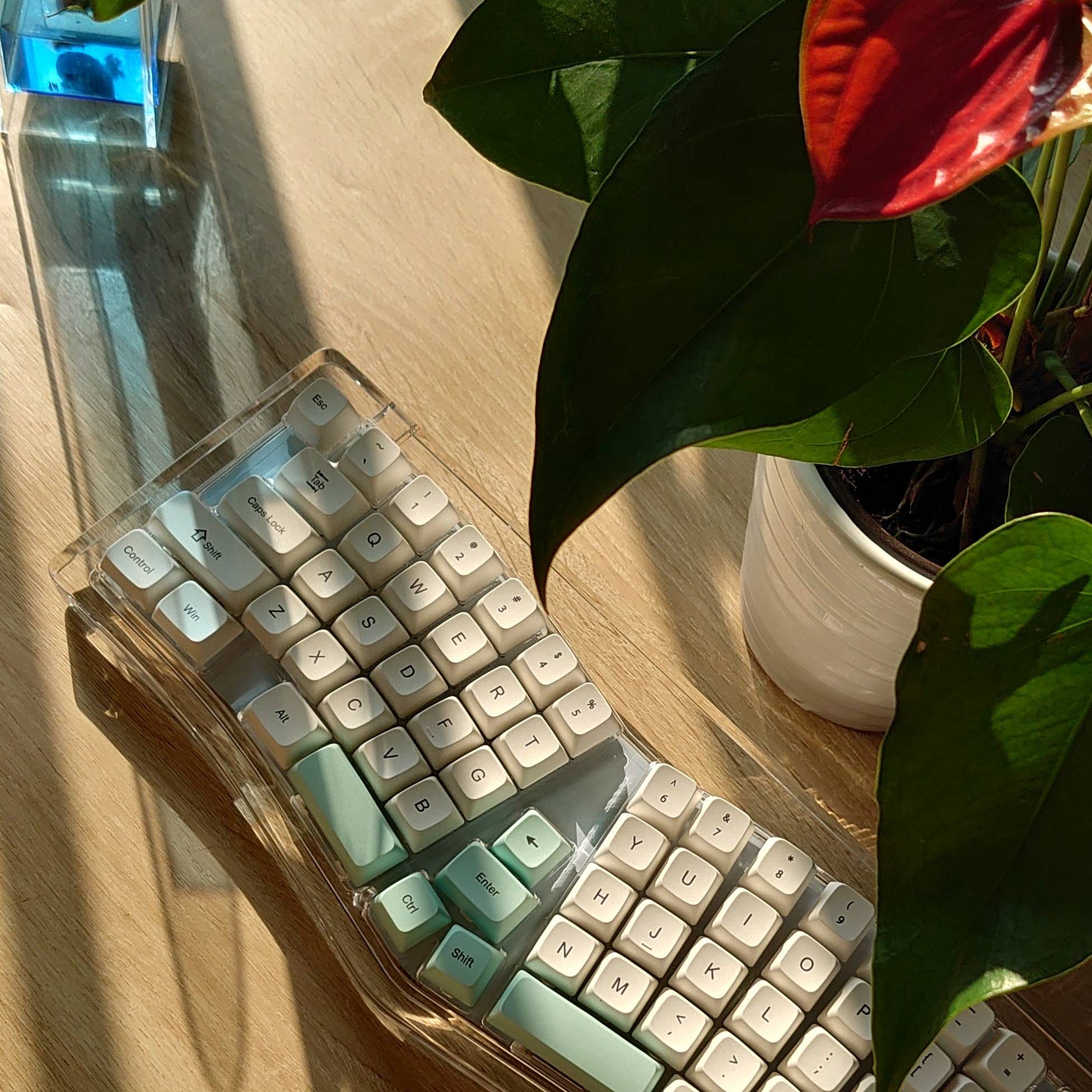【クリス】_MOBO Keyboard 2＆ Kate spade Ne s-l400.jpg