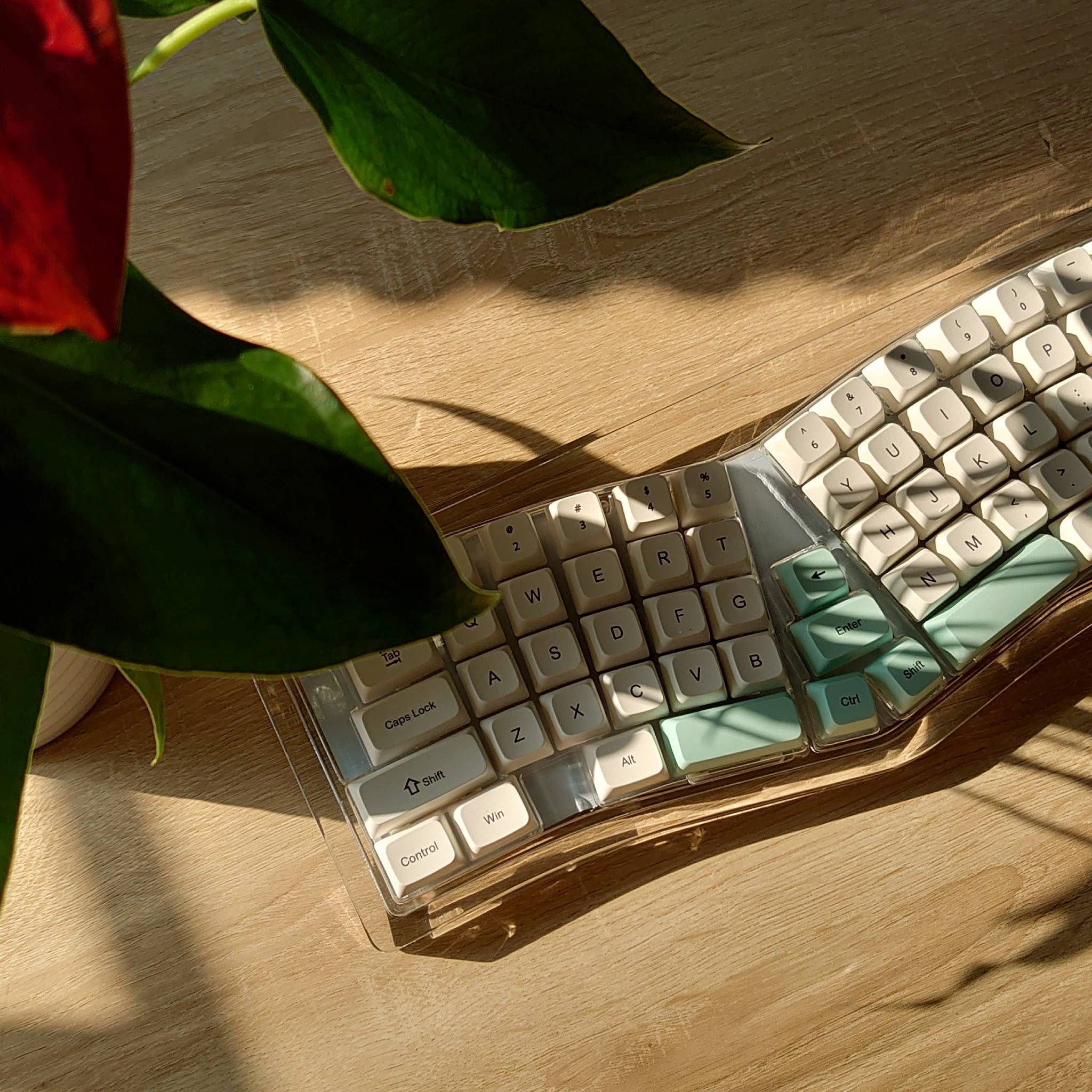X-Bows® Crystal Wireless Ergonomic Keyboard For Carpal