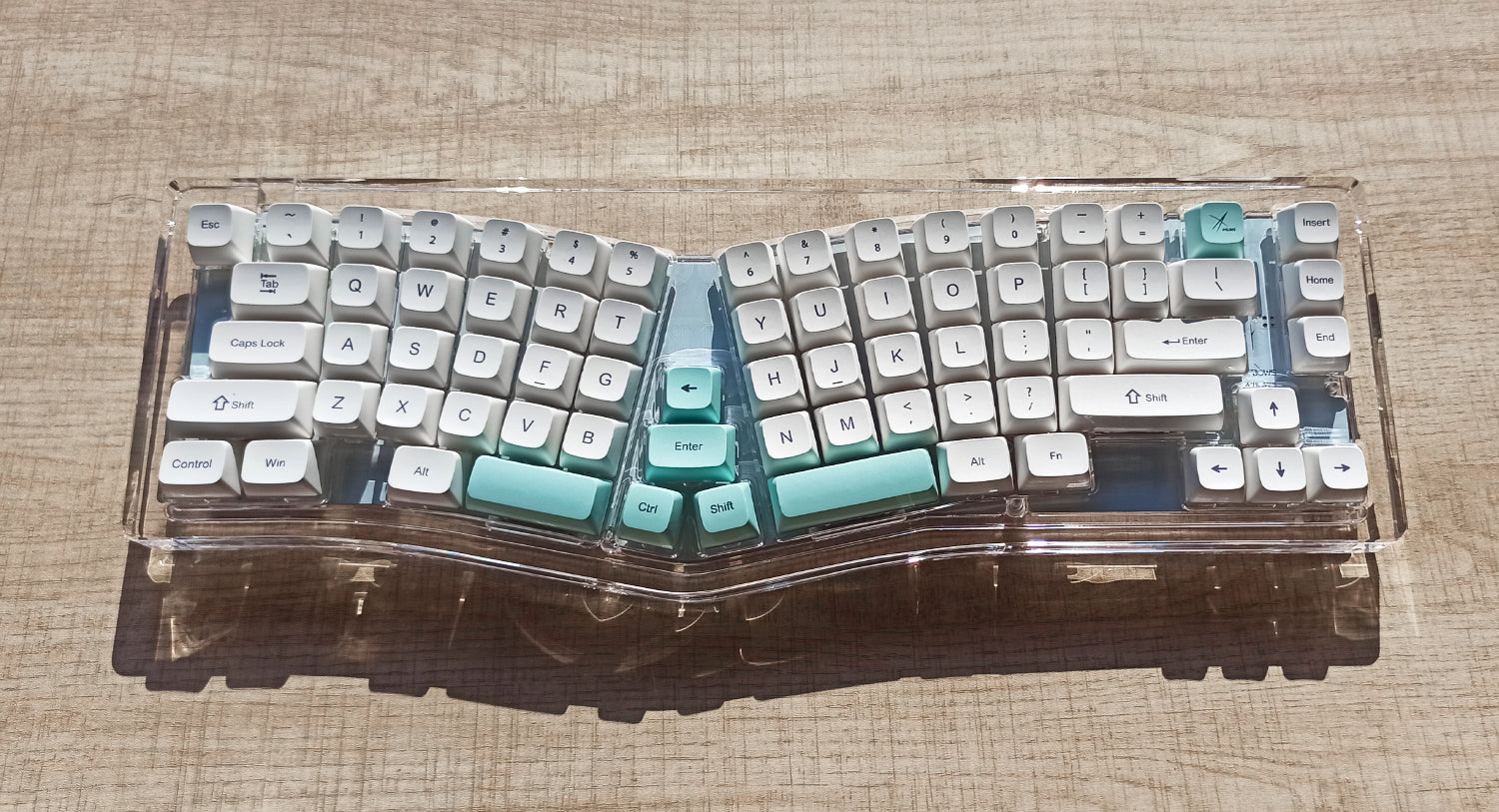 X-Bows Crystal Mechanical Keyboard